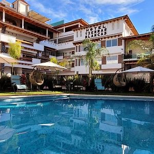 Hotel Tierras Blancas